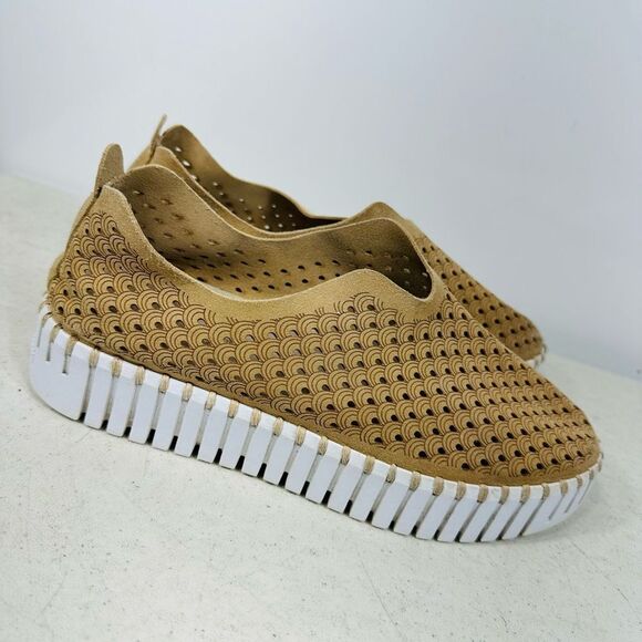 Ilse Jacobsen Tulip 139 Beige Perforated Slip-on Sneaker Women's EU 8.5 - 9 / 39 - Picture 2 of 7